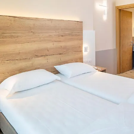 Panorama-2 By Interhome アパート コステロマーノ